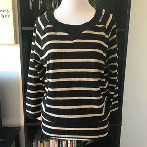 ✨️4/$35✨️ SALE. CLUB MONACO gold thread sweater. XS